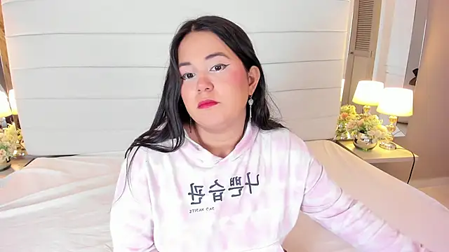 Lilly 2809  online show from 09-18-25, 04:15