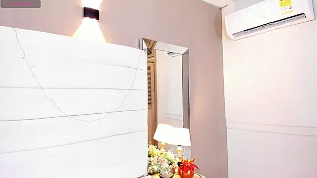 Lilly 2809  online show from 10-10-25, 04:46