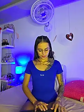 thamaral1 online show from 03-25-26, 02:44