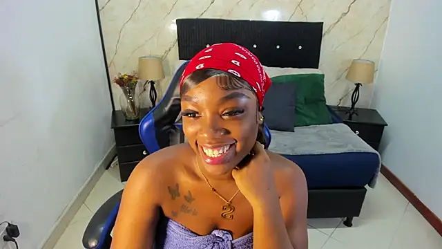 helena copper  online show from 04-09-26, 04:03