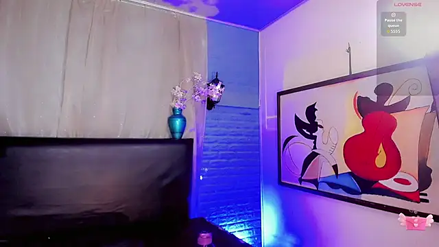  ChanellR  online show from 06-18-26, 11:04