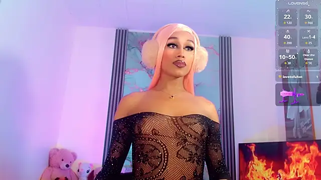  ChanellR  online show from 10-22-25, 11:03