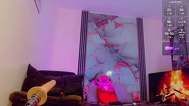  ChanellR  online show from 11-24-25, 07:14