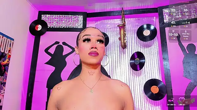  ChanellR  online show from 04-13-26, 11:47