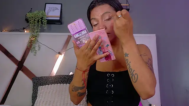 rachellmartinez online show from 11-26-25, 11:54