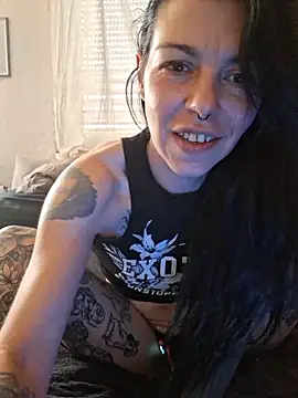 SophiaBlackfoxx online show from 06-17-26, 03:44