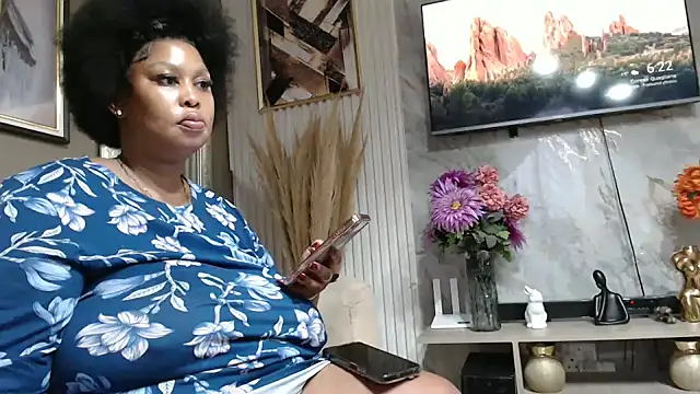 ThickyMinajxx online show from 03-24-26, 04:23