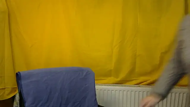 wLESLYMOSw online show from 02-16-25, 07:49