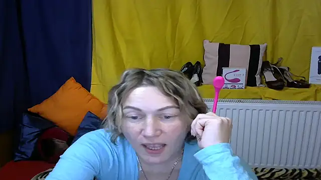 wLESLYMOSw online show from 01-17-25, 03:11