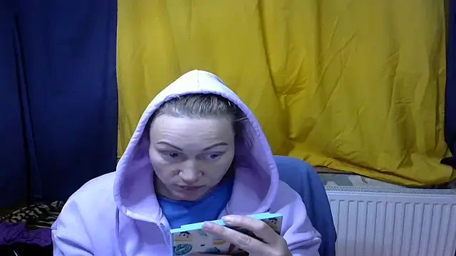 wLESLYMOSw online show from 12-12-24, 06:10