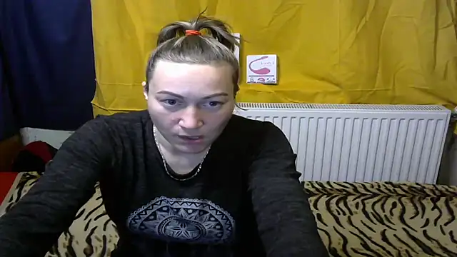 wLESLYMOSw online show from 01-16-25, 04:18