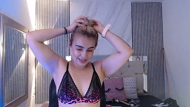 ashley  tylor online show from 04-30-26, 08:27