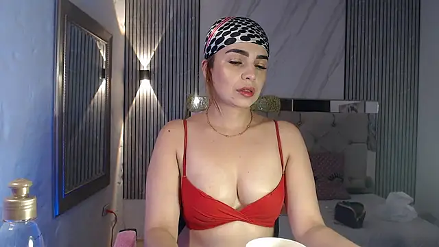 ashley  tylor online show from 01-13-26, 02:48