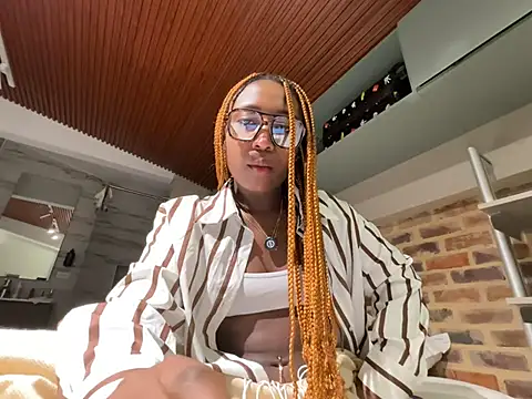 EmmaSanzz  online show from 03-27-26, 11:33