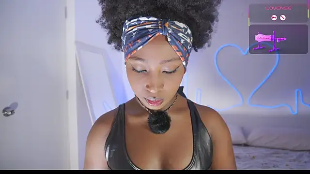 EmmaSanzz  online show from 01-07-26, 11:04