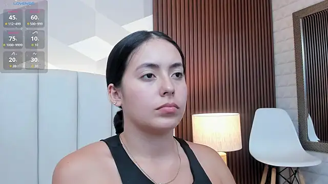 Julietasantos   online show from 06-10-26, 06:31
