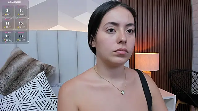 Snapshot of Julietasantos__ chatting on 03-07-25, 06:11 Julietasantos online show from 03-07-25, 06:11