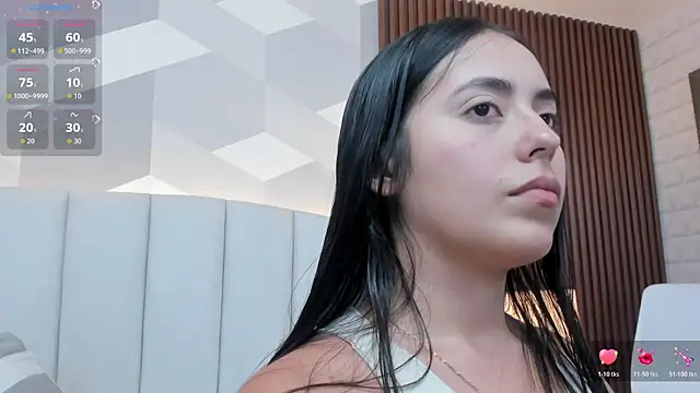 Julietasantos   online show from 05-20-26, 06:27