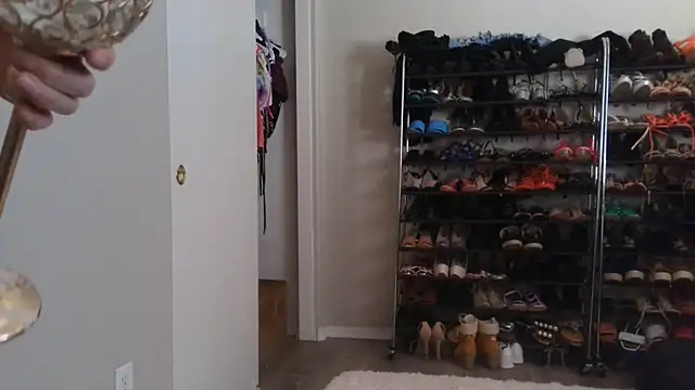 Wishgoddes online show from 07-01-26, 01:44