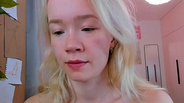 Lily Young online show from 06-22-26, 02:39