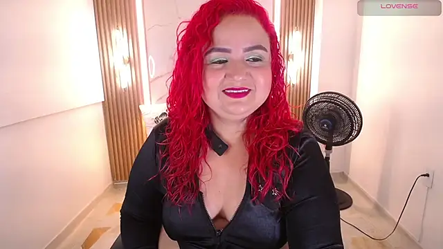 Mariana Rojas online show from 05-12-26, 05:15