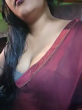 Snapshot of Kotha_-Moni chatting on 05-16-26, 11:20 Kotha -Moni online show from 05-16-26, 11:20