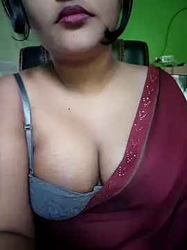 Snapshot of Kotha_-Moni chatting on 05-08-26, 12:58 Kotha -Moni online show from 05-08-26, 12:58