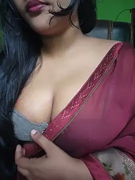 Snapshot of Kotha_-Moni chatting on 05-15-26, 11:14 Kotha -Moni online show from 05-15-26, 11:14