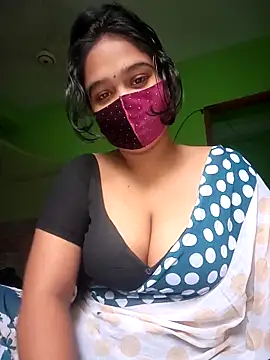 Snapshot of Kotha_-Moni chatting on 04-28-26, 01:15 Kotha -Moni online show from 04-28-26, 01:15