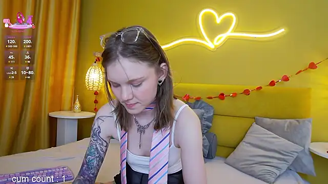 lessysweety online show from 02-12-26, 03:28