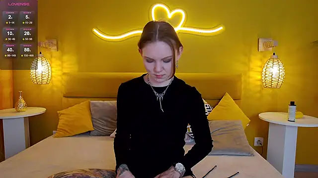 lessysweety online show from 09-15-25, 03:18