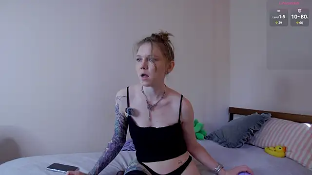 Snapshot of lessysweety chatting on 07-15-26, 02:51 lessysweety online show from 07-15-26, 02:51
