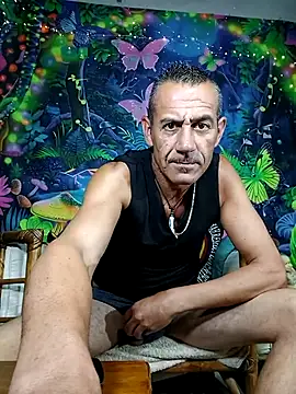 Snapshot of Bbboy42 chatting on 03-11-25, 01:48 Bbboy42 online show from 03-11-25, 01:48