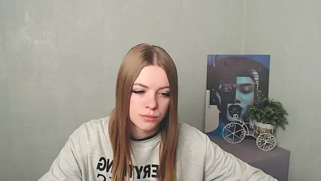 AliceFlirtt  online show from 03-19-25, 08:12