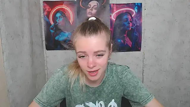 AliceFlirtt  online show from 09-12-25, 08:25