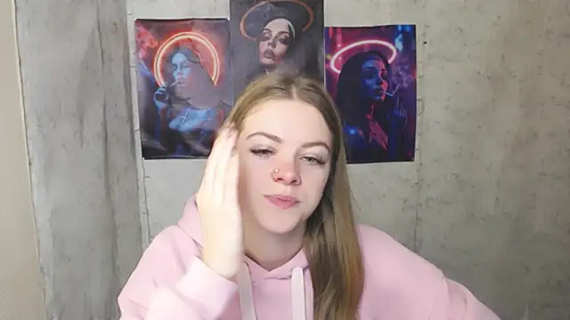 AliceFlirtt  online show from 11-11-25, 09:04