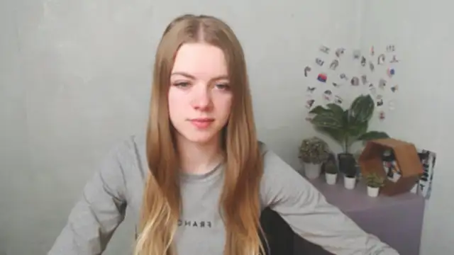 AliceFlirtt  online show from 12-16-25, 09:35