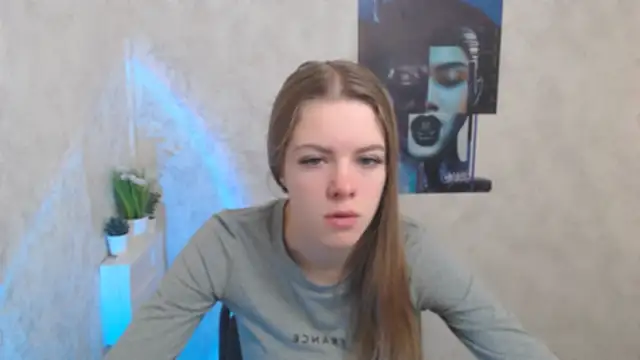 AliceFlirtt  online show from 12-03-25, 08:47