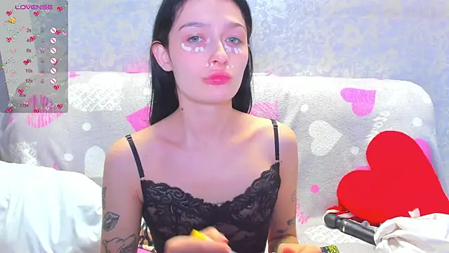 Vanessa Florence online show from 01-11-26, 01:34