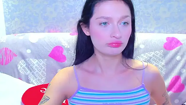 Vanessa Florence online show from 11-28-25, 02:01