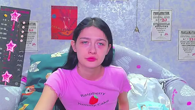 Vanessa Florence online show from 02-18-25, 01:21