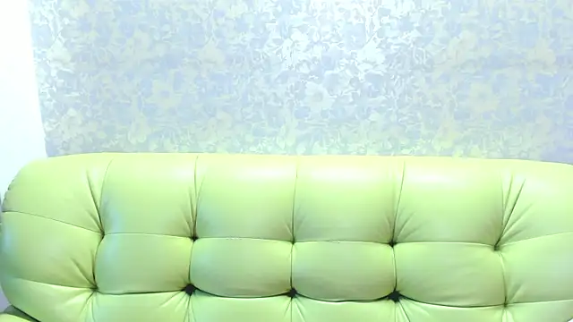 Snapshot of Vanessa_Florence chatting on 07-15-26, 01:12 Vanessa Florence online show from 07-15-26, 01:12