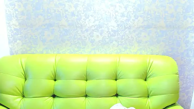 Snapshot of Vanessa_Florence chatting on 06-05-26, 12:59 Vanessa Florence online show from 06-05-26, 12:59