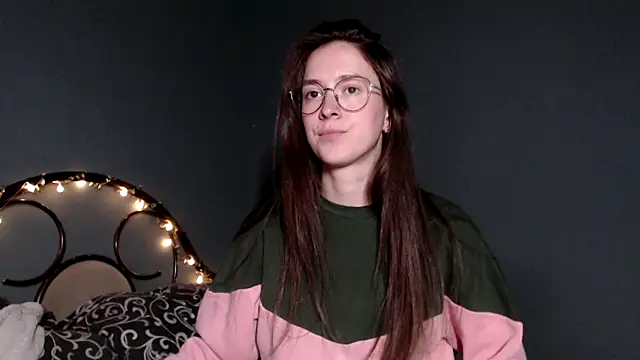 wow  kelly online show from 10-20-25, 02:39