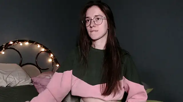 wow  kelly online show from 11-01-25, 03:17