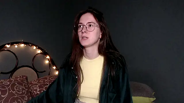 wow  kelly online show from 10-07-25, 03:02