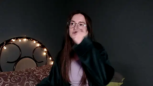 wow  kelly online show from 10-06-25, 02:51