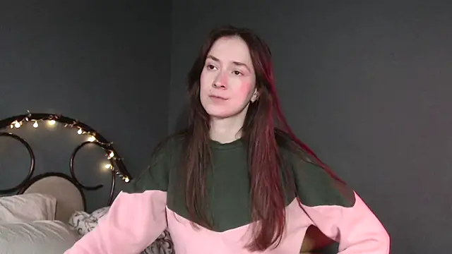 wow  kelly online show from 04-18-26, 02:30