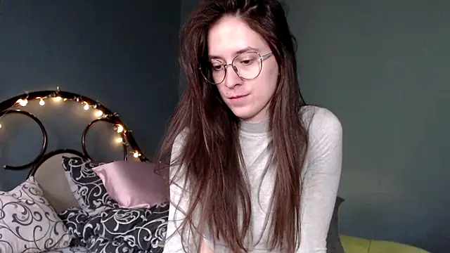 wow  kelly online show from 09-19-25, 01:37