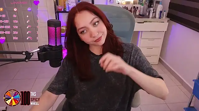 LilyVelvett online show from 02-06-26, 04:19